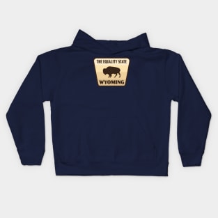 The Equality State Wyoming Retro Buffalo Badge (Tan) Kids Hoodie